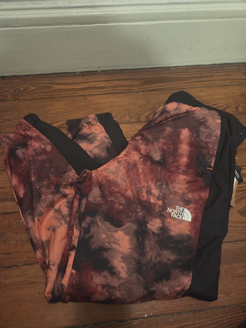 The North Face Tie-Dye Windbreaker Jacket - Rust Black